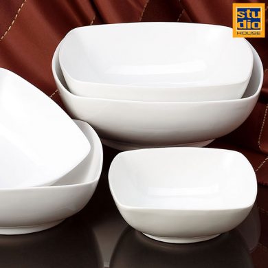 Fair Porcelain Serving Bowls