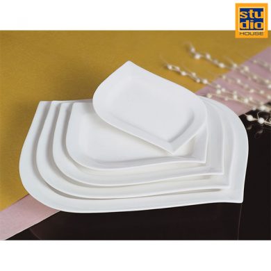 Fair Porcelain Leaf Platters