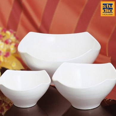 Fair Porclelain Serving Bowls